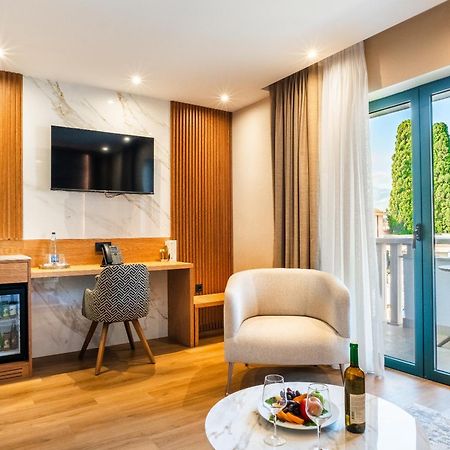 Boutique Hotel Villa Royal Τίβατ Εξωτερικό φωτογραφία