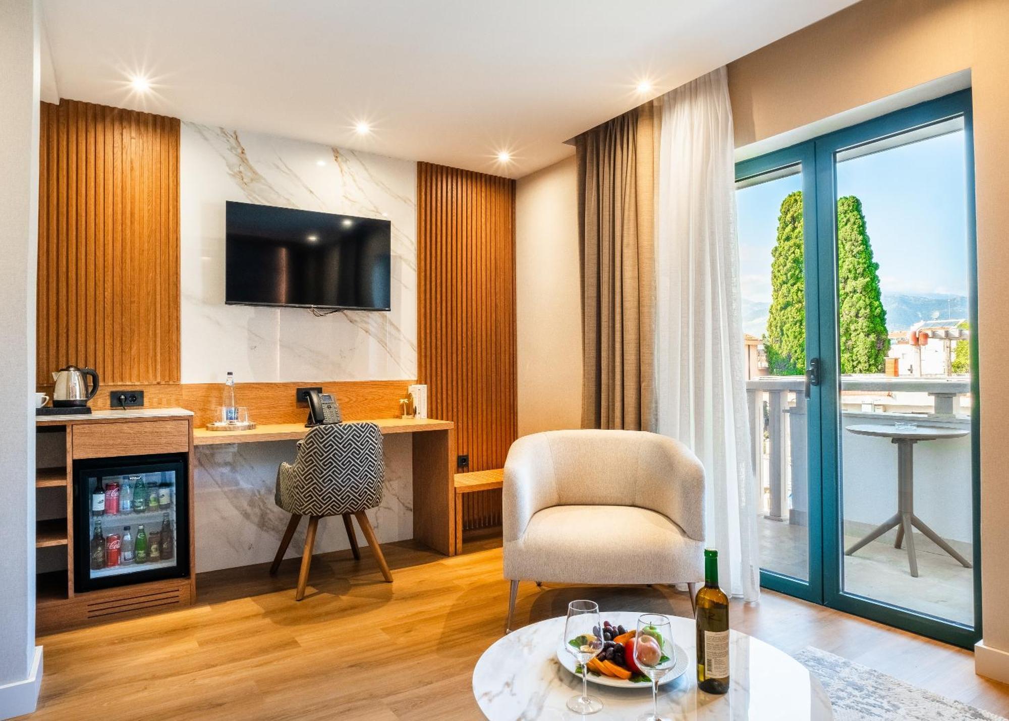 Boutique Hotel Villa Royal Τίβατ Εξωτερικό φωτογραφία