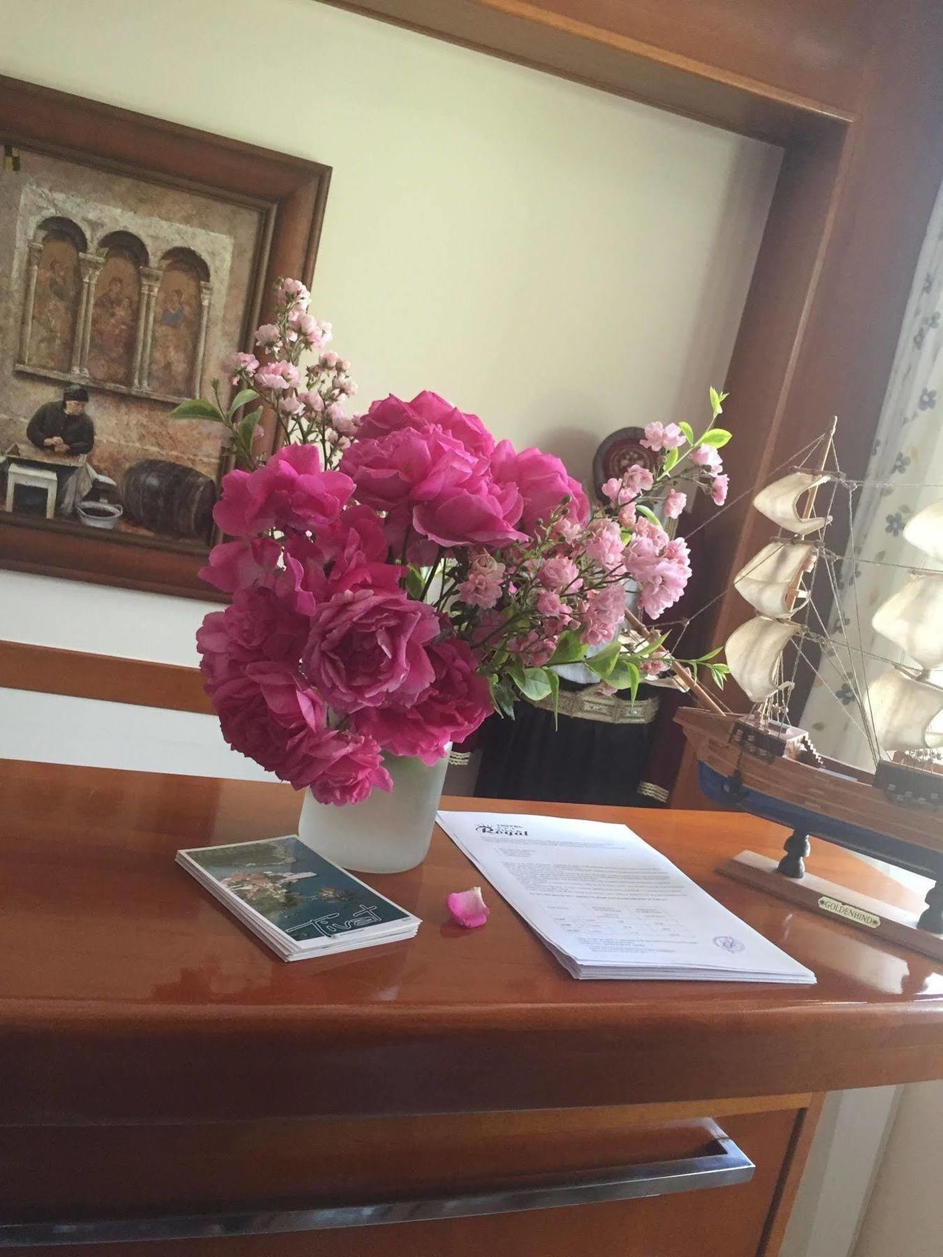 Boutique Hotel Villa Royal Τίβατ Εξωτερικό φωτογραφία